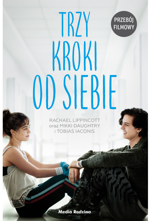Trzy kroki od siebie