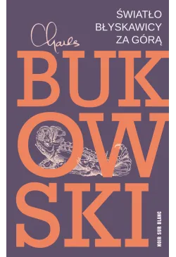 Światło błyskawicy za górą