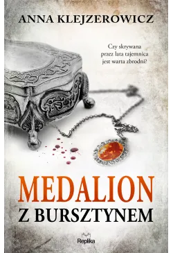Medalion z bursztynem