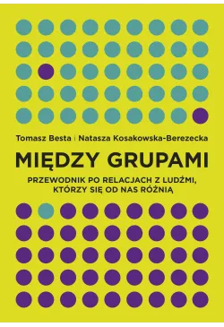 Między grupami
