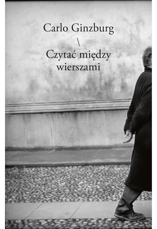 Czytać między wierszami. Lektury, szkice, noty