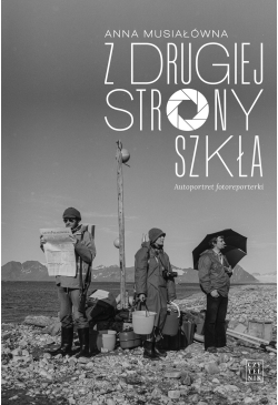 Z drugiej strony szkła....